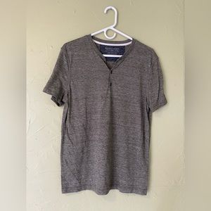 Banana Republic Vintage Henley T-Shirt Linen Blend - Olive M